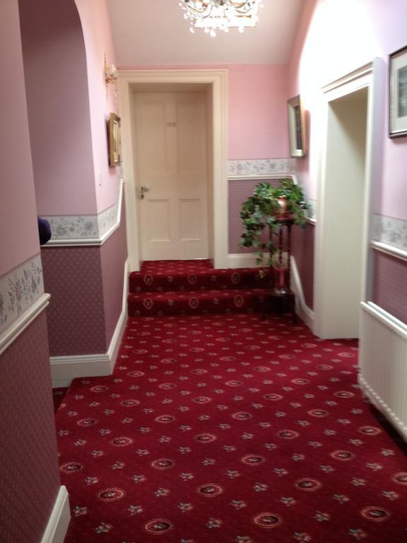 モビル Admiralty House Bed & Breakfast エクステリア 写真